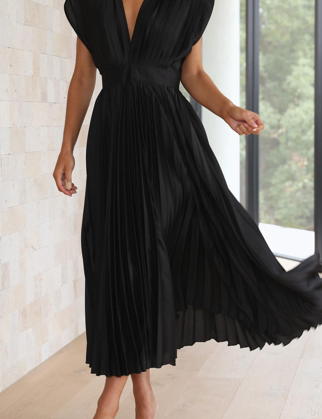 Women's Elegant Pleated Midi Dress V-Neck Wrap Flowing Wedding Guest Casual Evening Formal – Maria