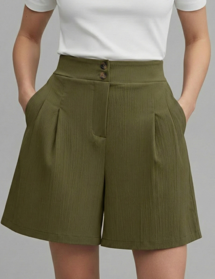 Women’s High Waist Pleated Shorts