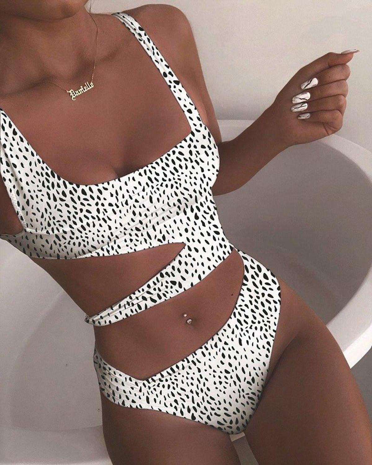 Women's Asymmetric Cut-Out One-Piece Push-Up Beach Pool Vacation Resort Summer Bold Sexy – Black