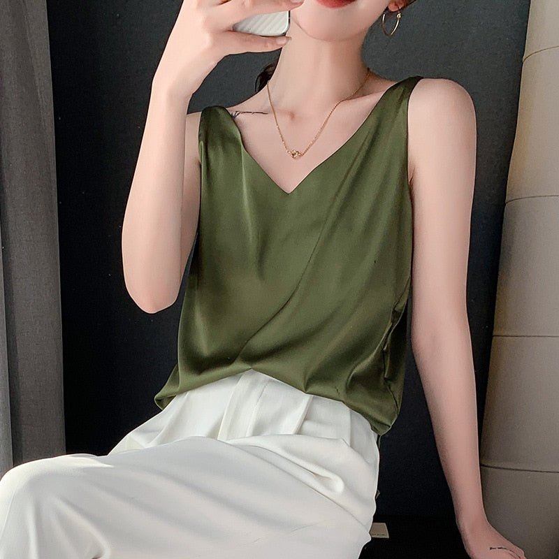 Women’s V-Neck Tank Top