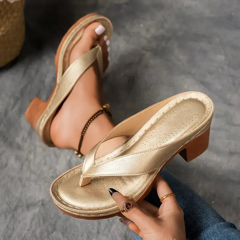 Women's Heeled Flip Flop Sandals Platform Thong Block Heel Summer Casual - Victrafia