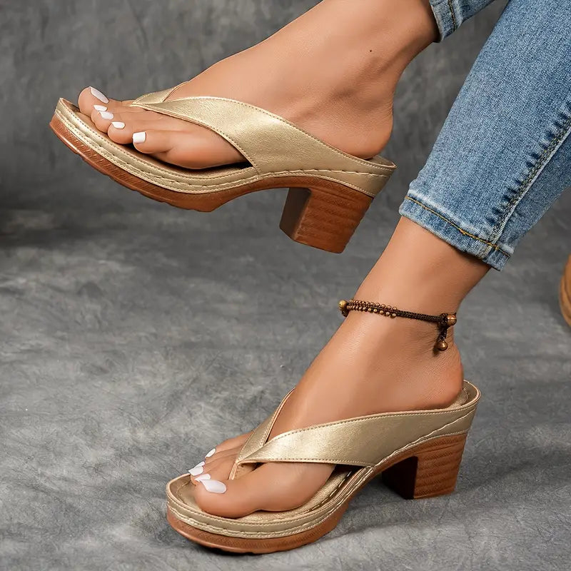 Women's Heeled Flip Flop Sandals Platform Thong Block Heel Summer Casual - Victrafia