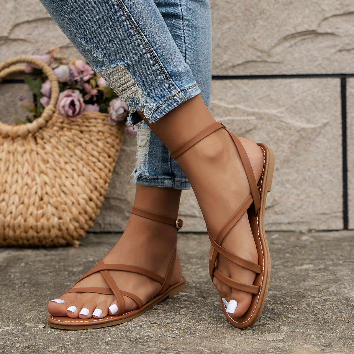 Women's Strappy Flat Sandals Crossover Ankle Strap Roman Style Summer Beach Vacation Casual Boho - Victrafia